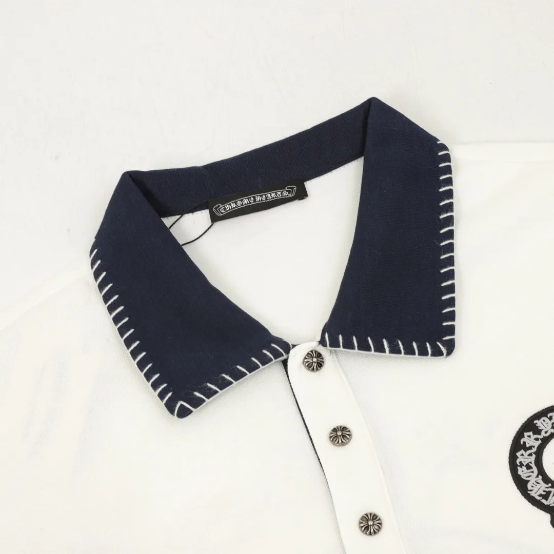 🅿️380 CH/Cro Heart Horseshoe embroidered lapel long-sleeved polo shirt made of customized fabrics. DuPont Sorona material is added, which is skin-friendly, long-lasting antibacterial, anti-mite, and more washable. The cotton thread has been repeatedly processed to remove inferior coarse fibers and impurities, leaving only high-quality cotton fibers, making the fabric more advanced and classy. Environmentally friendly polishing enzyme technology gives the fabric a clean appearance and clear texture. Simple and exquisite! Full of sense of ceremony! Simple and luxurious, full of design! It gives people a simple but not boring feeling, creating a low-key and unique personalized fashion! Fine workmanship, compare with the counters! A highly recognizable long-sleeved style with great upper body effect!!! Super versatile! Same style for men and women. Size：S-L